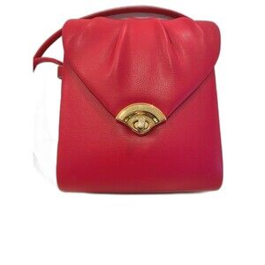 Barbie Doll Pink Clamshell Purse Hardsided Bag w/ Stylish Trendy Gold Clasp